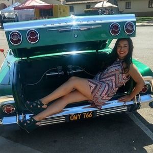 Meet your Posher, Isabel